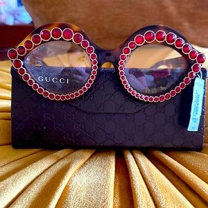 Gucci Eyewear Brown & Gold with Red Gemstones ❤️
